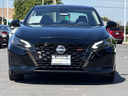 Certified 2024 Nissan Altima 2.5 SR FWD image 9