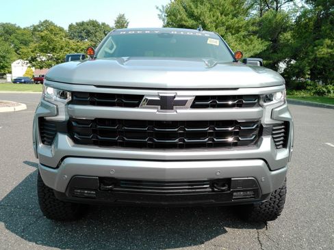 Used 2025 Chevrolet Silverado 1500 RST AWD/4WD image 2