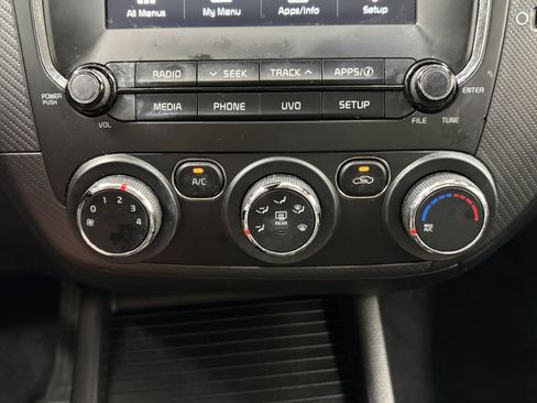 Used 2017 Kia Forte S FWD image 16