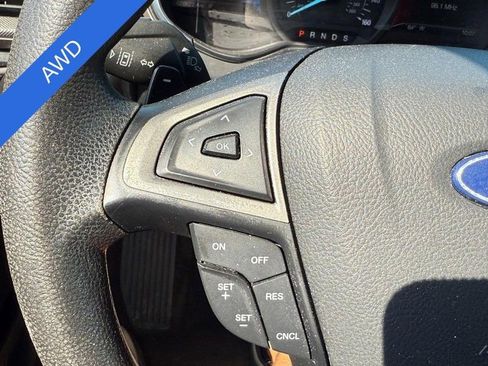 Used 2020 Ford Fusion SE image 18