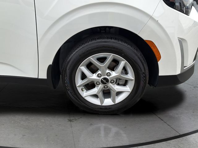 Used 2025 Kia Soul S FWD image 30