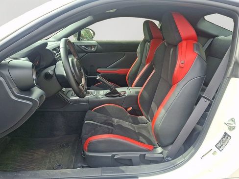 Used 2025 Subaru BRZ Limited image 13