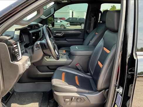 Used 2025 GMC Sierra 2500 AT4 w/ AT4 Premium Plus Package AWD/4WD image 23
