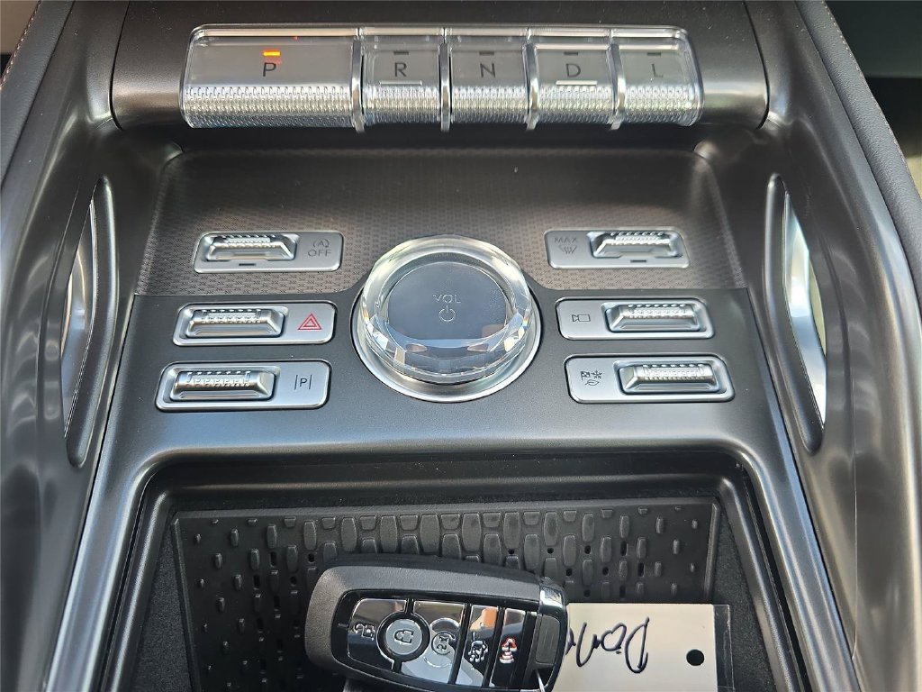 New 2026 Lincoln Nautilus Premier AWD/4WD image 16