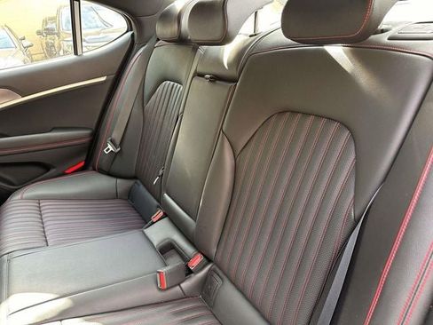 Used 2025 Genesis G70 2.5T w/ Sport Prestige Package image 20