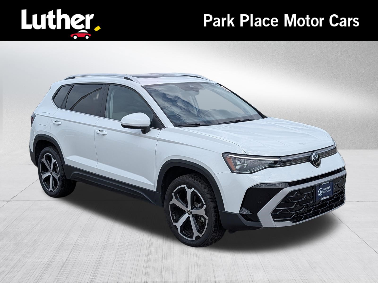 Certified 2025 Volkswagen Taos SEL AWD/4WD image 1