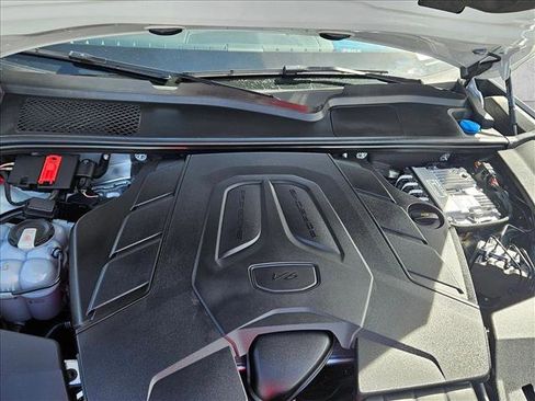 Used 2024 Porsche Cayenne Coupe image 23