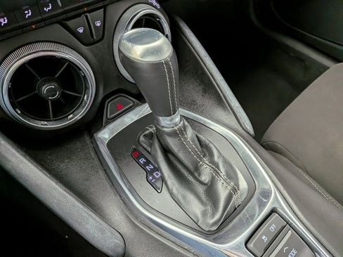 Used 2016 Chevrolet Camaro LT image 15