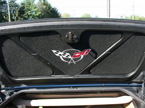 Used 2001 Chevrolet Corvette Convertible w/ Preferred Equipment Group2 image 35