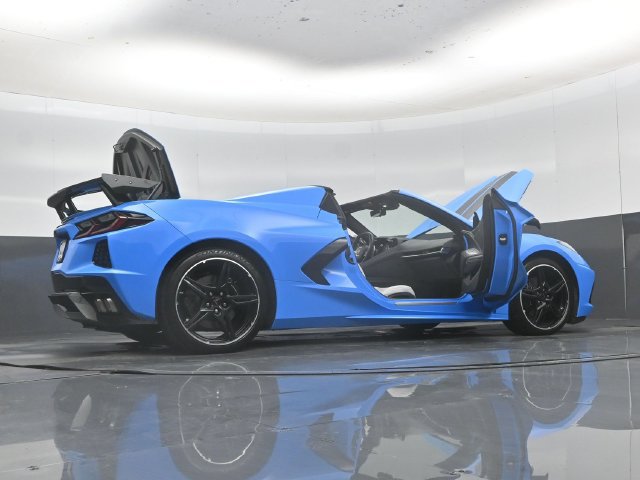 Used 2022 Chevrolet Corvette Stingray Convertible RWD image 64