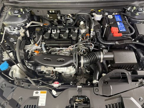 Used 2025 Honda Accord LX image 31