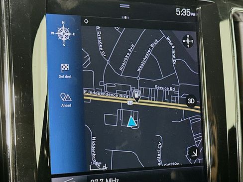 Used 2021 Volvo XC60 T5 R-Design w/ Advanced Package image 22