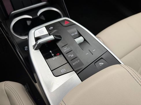 Used 2025 BMW X2 xDrive28i image 38