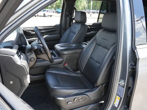 Used 2021 GMC Yukon Denali AWD/4WD image 16