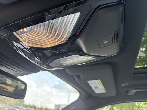 New 2026 BMW X5 xDrive50e w/ Climate Comfort Package image 23