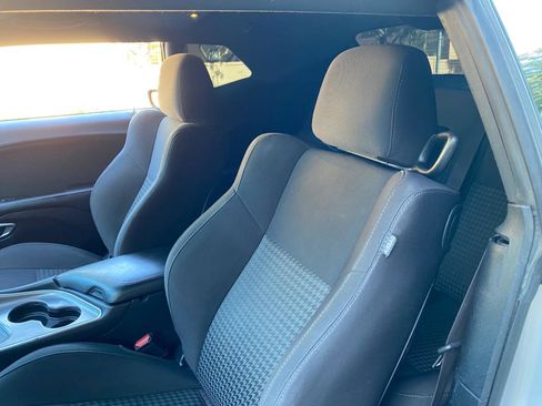 Used 2019 Dodge Challenger R/T image 28