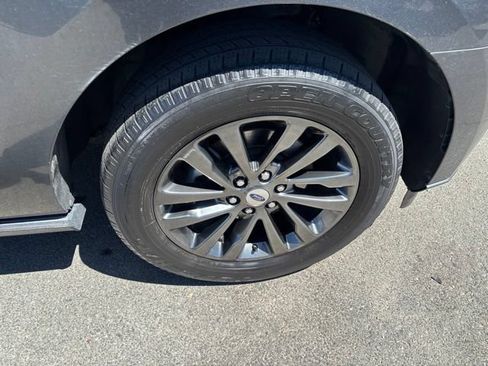 Used 2020 Ford Expedition Max Limited w/ Equipment Group 301A AWD/4WD image 38
