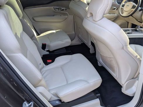 Certified 2023 Volvo XC90 B6 Plus w/ Protection Package image 26