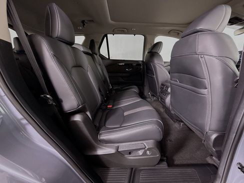 Certified 2025 Honda Pilot Touring image 27