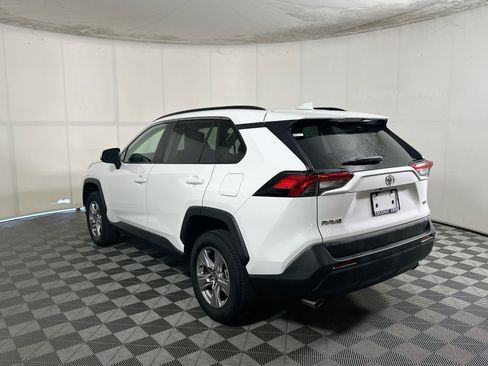 Used 2023 Toyota RAV4 XLE w/ Convenience Package FWD image 5