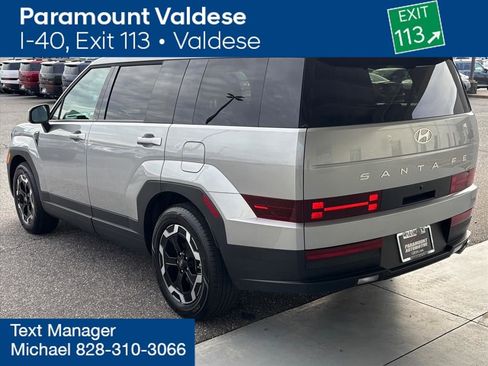 Certified 2025 Hyundai Santa Fe SE image 2