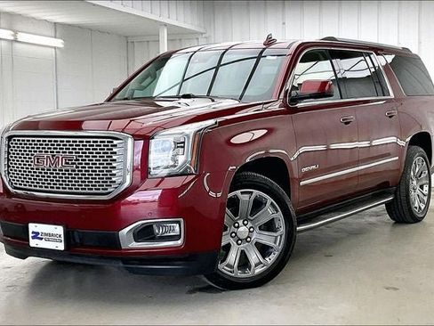 Used 2016 GMC Yukon XL Denali w/ Open Road Package AWD/4WD image 2