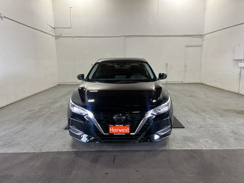Used 2022 Nissan Sentra SV w/ All-Weather Package FWD image 2
