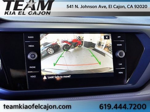 Used 2024 Volkswagen Taos SE image 27