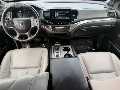 Certified 2024 Honda Passport EX-L image 28