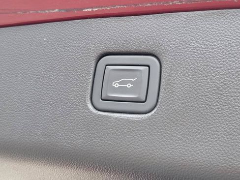 Used 2024 Chevrolet Blazer LT w/ Convenience Package FWD image 31