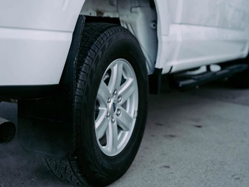 Used 2023 Ford F150 XLT w/ Equipment Group 301A Mid image 10