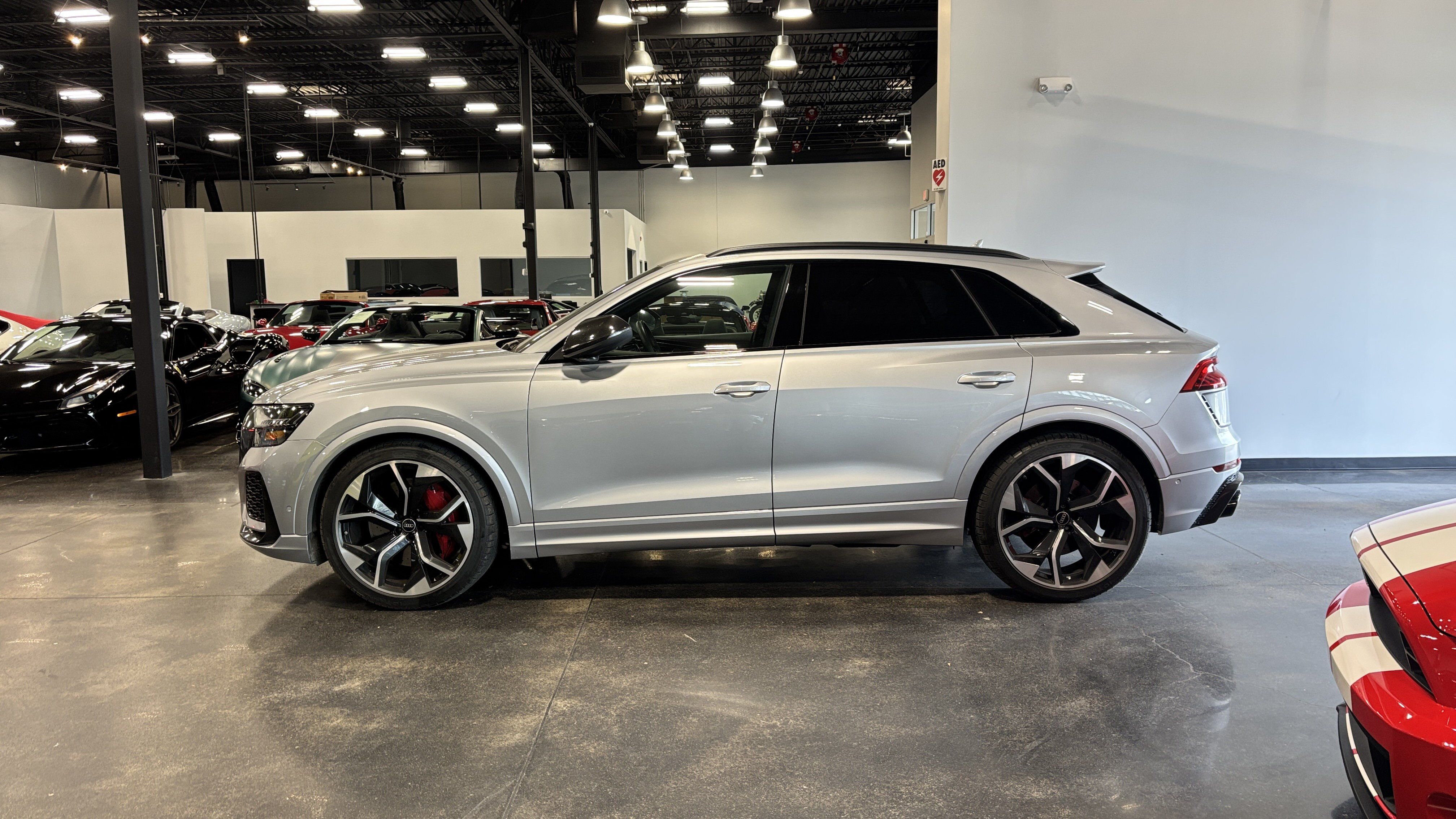 Used 2022 Audi RS Q8 AWD/4WD image 5