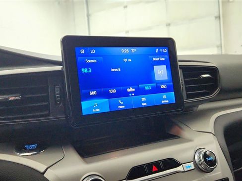 Used 2023 Ford Explorer XLT image 38
