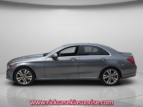 Used 2019 Mercedes-Benz C 300 Sedan image 3