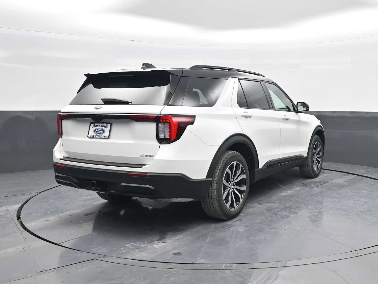 New 2026 Ford Explorer ST-Line AWD/4WD image 7