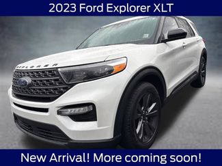 Used 2023 Ford Explorer XLT w/ Equipment Group 202A video 2