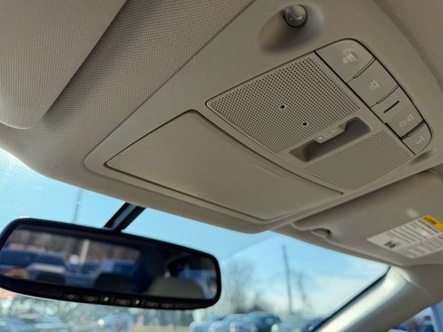 Used 2017 Nissan Altima 2.5 SV w/ Convenience Package image 14