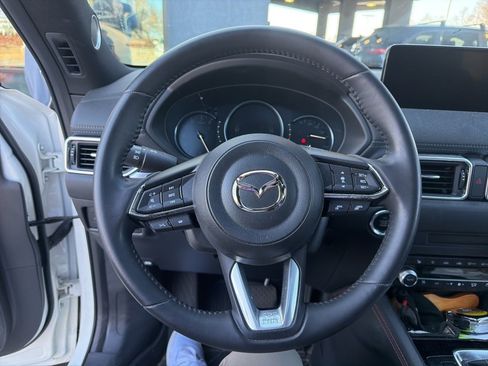 Used 2025 MAZDA CX-5 Carbon Edition image 13