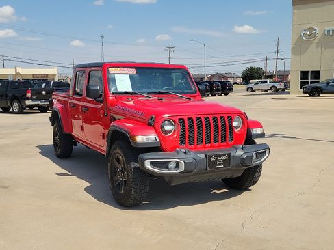 Used 2021 Jeep Gladiator Sport AWD/4WD image 7