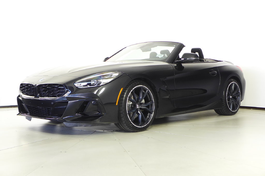 Used 2023 BMW Z4 sDrive30i w/ Driving Assistance Package RWD image 2