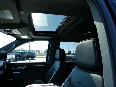 Certified 2022 GMC Sierra 1500 Denali image 24