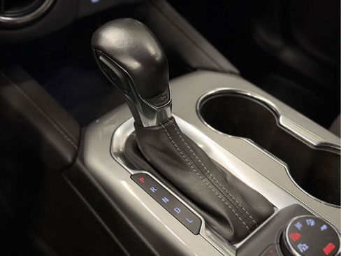 Used 2019 Chevrolet Blazer LT AWD/4WD image 18