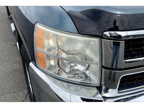 Used 2010 Chevrolet Silverado 2500 LTZ image 28