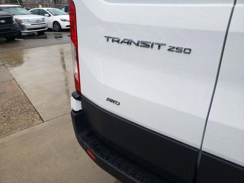 Used 2025 Ford Transit 250 148 Medium Roof Extended AWD image 12