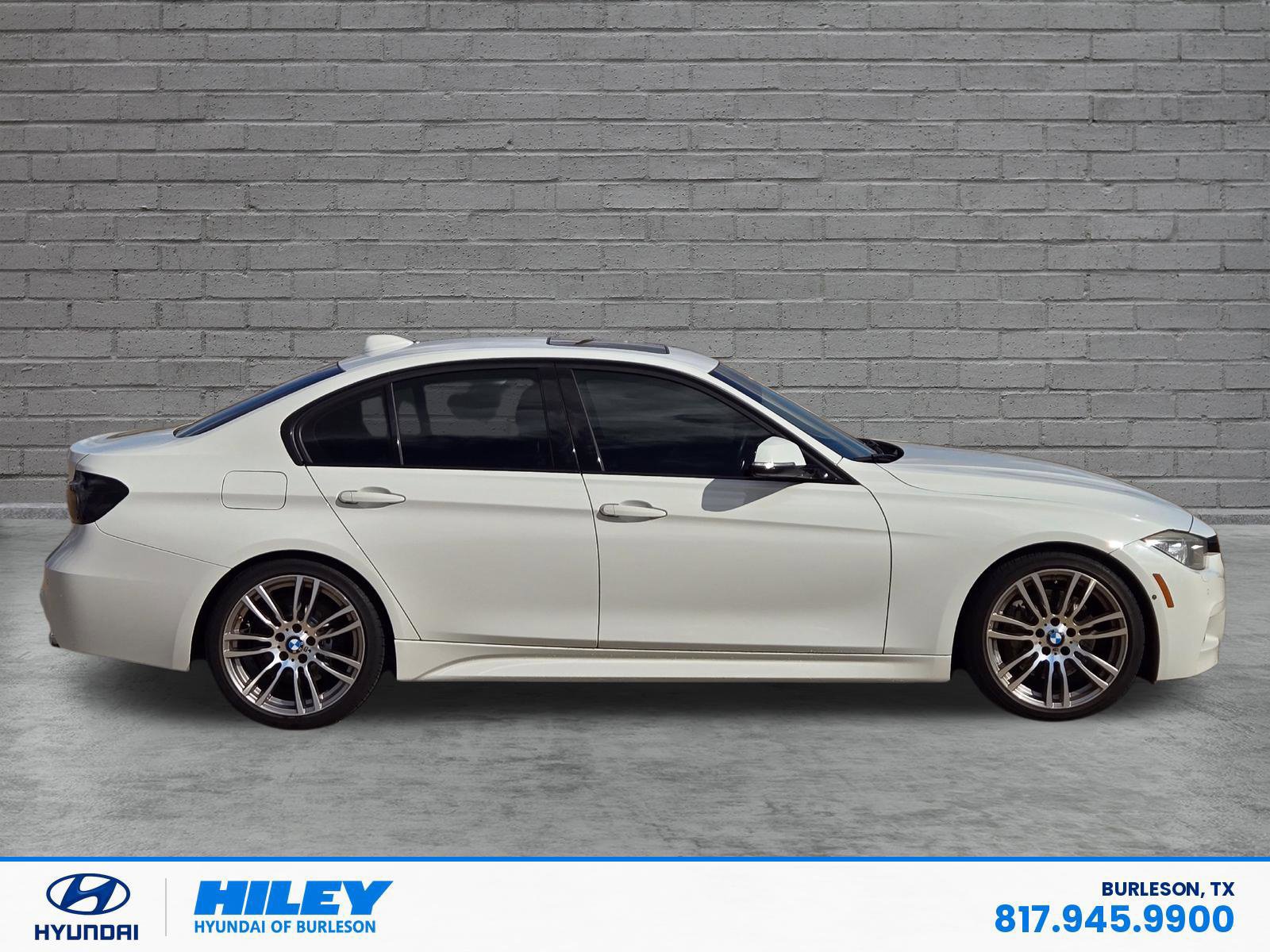 Used 2013 BMW 335i Sedan RWD image 3