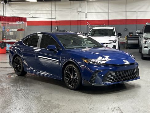 Certified 2026 Toyota Camry SE w/ Convenience Package FWD image 47