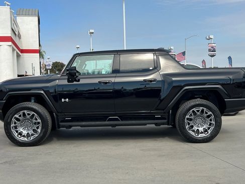 New 2025 GMC Hummer EV 3X AWD/4WD image 3