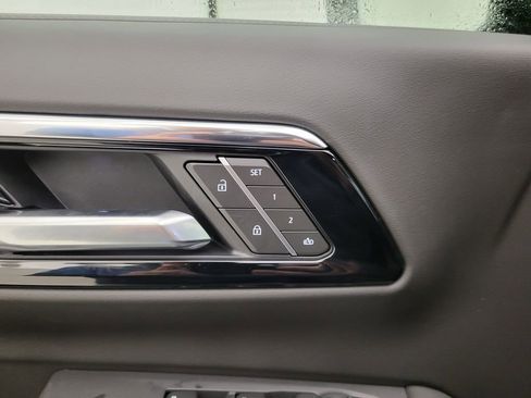 New 2026 Chevrolet Suburban LT w/ Comfort Package image 4