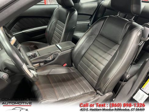 Used 2010 Ford Mustang GT Premium RWD image 22
