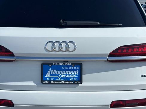 Used 2020 Audi Q7 3.0T Premium Plus w/ Premium Plus Package AWD/4WD image 11